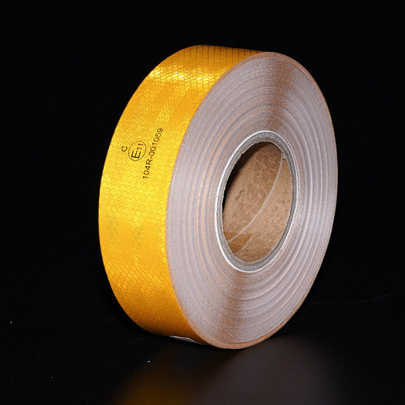 Hi-Vis reflektierende Sicherheitssticker Wasserdichtes ECE 104r reflektierendes Band für Kraftfahrzeuge