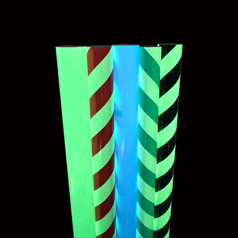 Fluoreszierende Schaumstoff Aluminiumfolie Vinyl Permanent Kleber Nachtleuchten im Dunkeln Vinylfilm zur Dekoration