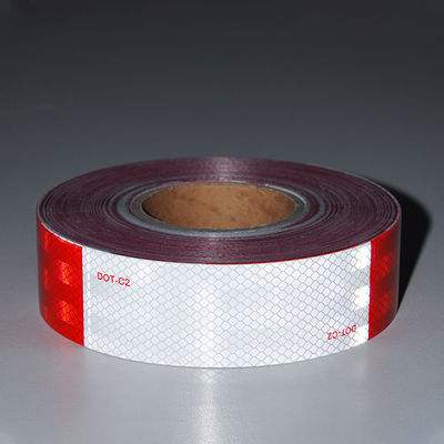 Guter Preis Hochintensives DOT-C2-Reflexionssicherheitsband, wasserdichtes rot-weißes Klebeband, gut sichtbares Band für Fahrzeuge Online