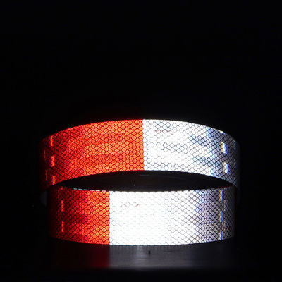 Guter Preis Verblendungsbeständiges reflektierendes Aufkleber Dot C2 Rot-Weiß reflektierendes Band auf Anhängern Online