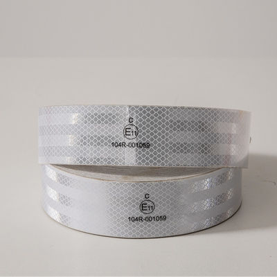 Guter Preis Akryl HIP ECE 104 Fahrzeugsicherheitswarnung Hi Vis Prismatisches Reflektorband Weiß Online
